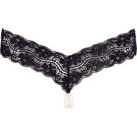 String mit Perlenkette im Schritt